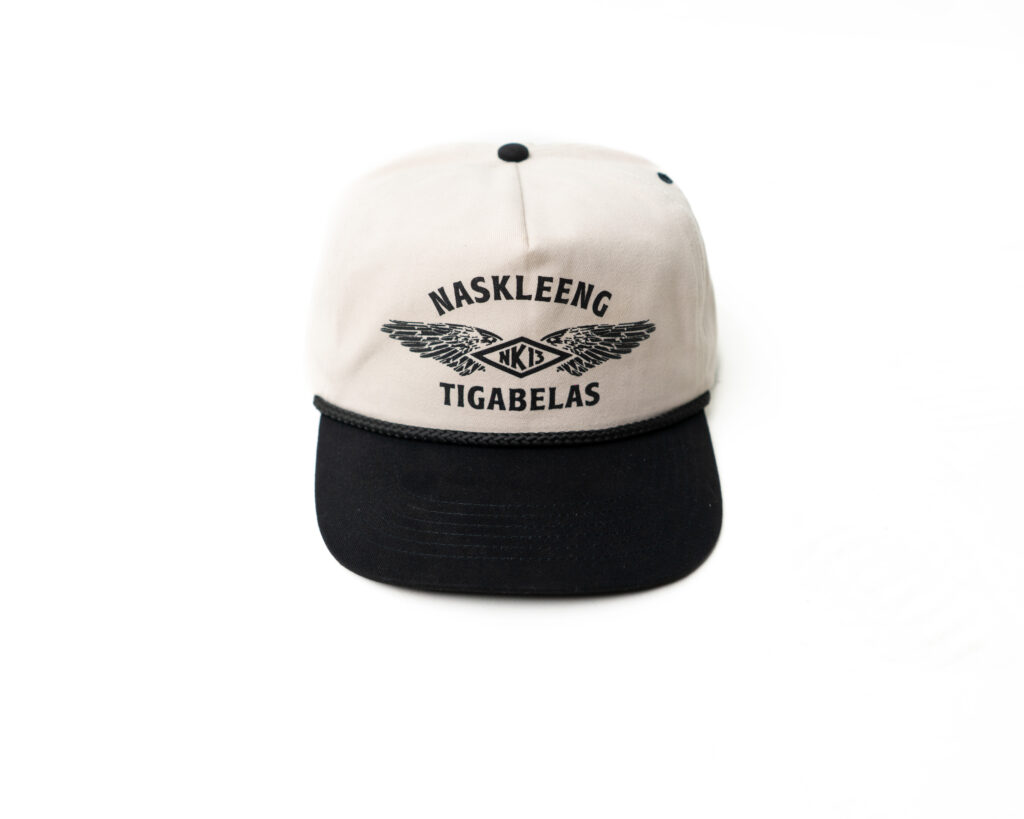 Snapback TT Shieldwing Cream Black